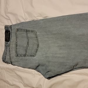 Light blue faded Levi's Signature Slim Straight 38x32